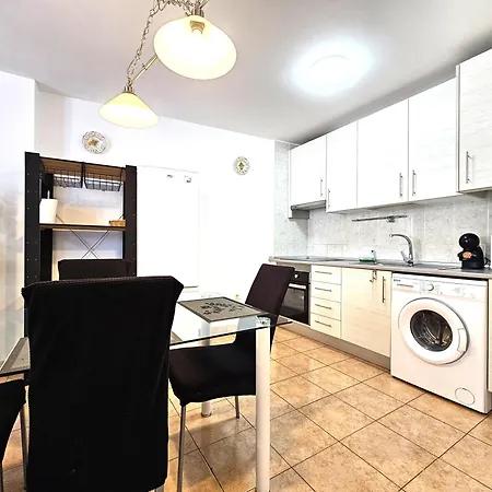 Adas Home, Abrigos, Wifi And Near The Διαμέρισμα *
